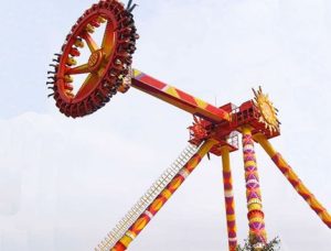 360-degree Pendulum Ride
